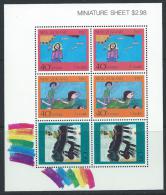 New Zealand 1987 - Children's Paintings Health Miniature Sheet MS1436 - MNH Cat £5 SG2015 - Ongebruikt