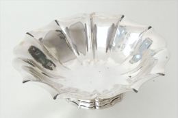 Coupe Polylobée Sur Piedouche Argent Massif Concours De Tennis - Plata