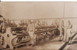 Carte Postale Photo Militaire Français -La Lessive-Lavage-LAVOIR-Soldat Au Travail- - Regimente