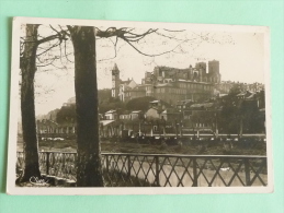 AUCH - La Tour Et La Cathédrale - Auch