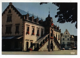 CPA  SOULTZ  PLACE DE LA REPUBLIQUE MAIRIE - Soultz