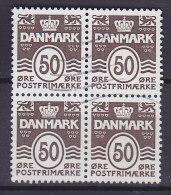 Denmark 2005 Mi. 1413  50 Ø Numeral W. Hearts Wellenlinien M. Hertzen 4-Block !! - Blocchi & Foglietti