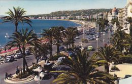 Cp , 06 , NICE , La Promenade Des Anglais - Places, Squares