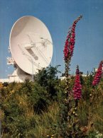 (666M)  France - Centre De Télécommunucations De Pleumeur Bodou - Astronomy