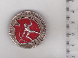 USSR Russia Old Sport Pin Badge - School Sport Games Spartakiada 1974 Alma -Ata - Fencing - Schermen