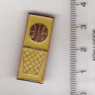 USSR Russia Old Sport Pin Badge - Basketball - Pallacanestro