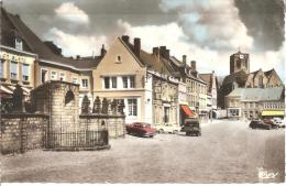 CASSEL LA FONTAINE,RESTAURANT,CAFE AUX TROIS MOULINS ,PIK UP ,SIMCA ARONDE ,COULEUR   REF 33890 - Cassel