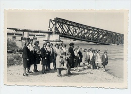 HATTIGNY PONT De La MOSELLE 1946 / Série 4 PHOTOS Jeunes FEMMES Curé François HOEN - Lorquin