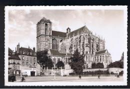 RB 935 - 1952 Real Photo Postcard - La Cathedrale Le Mans  France - 18c Rate To UK - Pays De La Loire