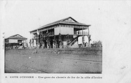 Afrique  Côte D'Ivoire   Gare De Chemin De Fer - Ivory Coast