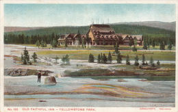 ( CPA ÉTATS UNIS )  YELLOWSTONE PARK  /  OLD FAITHFUL INN  - - Yellowstone