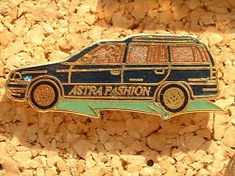 Pin´s  OPEL ASTRA FASHION - Opel