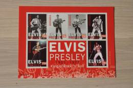 M1 ++ MICRONESIE 2011 ELVIS PRESLEY SHEET  RED MNH ** - Micronesië