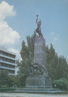 ZS46112 Monument To Heroes Of Ypung Communist League     2 Scans - Moldova