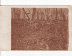 Carte Postale Photo Militaire Allemand Cimetière Militaire -FRIEDHOF-Argonne ?- Meuse Ou Ardennes ? A SITUER ALOCALISER - War Cemeteries