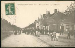 Place De La Mairie Un Jour D'élection - Estrees Saint Denis