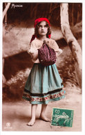 LOT DE 2 CARTES _ Mignon _ Costumes De Bohémienes _ Scène En Forêt _ Cartes Glacées Et Colorisées - Collezioni & Lotti