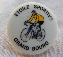 Pin's Vélo Porcelaine étoile Sportive Grand Bourg - Radsport