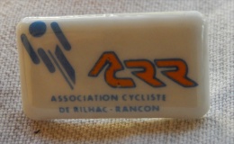 Pin's Vélo Porcelaine Association Cycliste De Rilhac - Rancon - Radsport