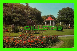 HALIFAX, NOVA SCOTIA - THE PUBLIC GARDENS - TRAVEL IN 1970 - - Halifax