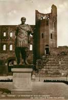 CPSM Torino-La Statua Di Giulio Cesare   L1368 - Andere Monumenten & Gebouwen