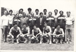 ZS48515 Basketball Team    2 Scans - Baloncesto