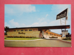 Clinton,IA--The Sterling Motel--not Mailed--PJ230 - Sonstige & Ohne Zuordnung