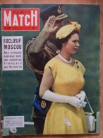 Paris Match N° 372 La Reine Elisabeth - Gente