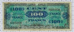 100 Francs Trésor Français , Ref Fayette VF25/2, état TTB - 1945 Verso Francés