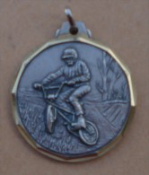 Médaille - Bicross - BMX - Métal Blanc - Sonstige & Ohne Zuordnung