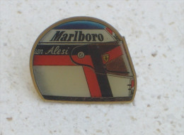 FORMULA 1 - JEAN ALESI  ( Marlboro ) Pin Badge F1 Racing Car Grand Prix Automobile Auto Voiture Anstecknadel Distintivo - F1