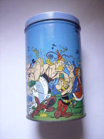 RARE BOITE  EN METAL Fer Blanc DE COOCKIES  ASTERIX - LA FETE - El Arte De La Mesa