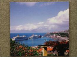 P+O LINERS IN FUNCHAL PORT, MADEIRA - Paquebots