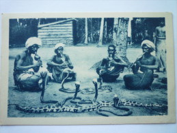 CEYLON  :  Ceylanais  Charmeurs De Serpents - Sri Lanka (Ceylon)
