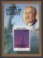 St.Vincent Grenadines - 1986 Statue Of Liberty (1) Block MNH__(TH-12100) - St.Vincent & Grenadines