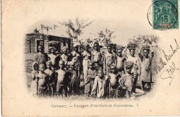 Afrique  Guinée   Conakry   Groupe D'ouvrières  Seins Nus Et Ouvriers - Guinée