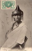 Afrique  Guinée    Femme Foulah     ( Voir Scan) - Guinee