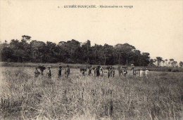 Afrique Noire  Guinée    Missionnaires En Voyage  (voir Scan) - Guinée