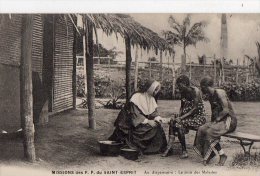 Afrique Noire  Guinée  Et/ou  A.O.F  Missions De P.P Du Saint Esprit. Soins Aux Malades    (voir Scan) - Guinée