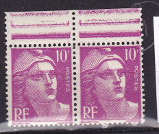 FRANCE N° 811 10F LILAS TYPE MARIANNE DE GANDON 0 MAL FORME + RF ABSENT NEUF SANS CHARNIERE - Unused Stamps