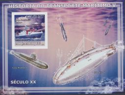 MOZAMBIQUE SHEET IMPERF SHIPS SUBMARINES - Sottomarini
