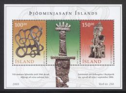 Iceland - 2005 National Museum Block MNH__(THB-3255) - Blocks & Sheetlets