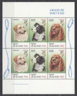 New Zealand - 1982 Dogs Kleinbogen MNH__(TH-3678) - Blocs-feuillets