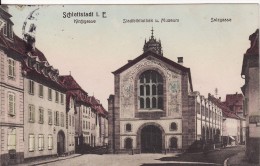 SELESTAT-SCHLETTSTADT (Bas-Rhin) Kirchgasse-Salzgasse-Stadtbibliothek Museum-Bibliothèque-Musée - VOIR 2 SCANS - - Selestat