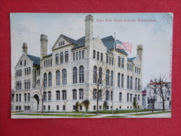 - Wisconsin > Milwaukee  East Side High School 1913 US Stamp  & Cancel   Ref 1057 - Milwaukee