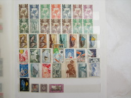 VEND BEAU LOT DE TIMBRES DE NOUVELLE - CALEDONIE , NEUFS SANS CHARNIERE !!!! - Lots & Serien