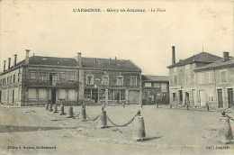 Août13b 917 : Givry-en-Argonne  -  Place - Givry En Argonne