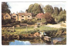 Upper Slaughter, Gloucestershire, GB: Cotswold Village, & Two Arched Bridge; Children / Enfants, TB - Andere & Zonder Classificatie