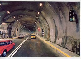 Italie--COURMAYEUR - ENTREVES--Interno Nuovo Traforo Monte Bianco--Tunnel Mont-Blanc (voitures),cpsm 10 X 15 N° 2083 - Autres & Non Classés