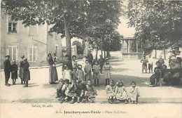 Août13b 999 : Jonchery-sur-Vesle  -  Place Solferino - Jonchery-sur-Vesle